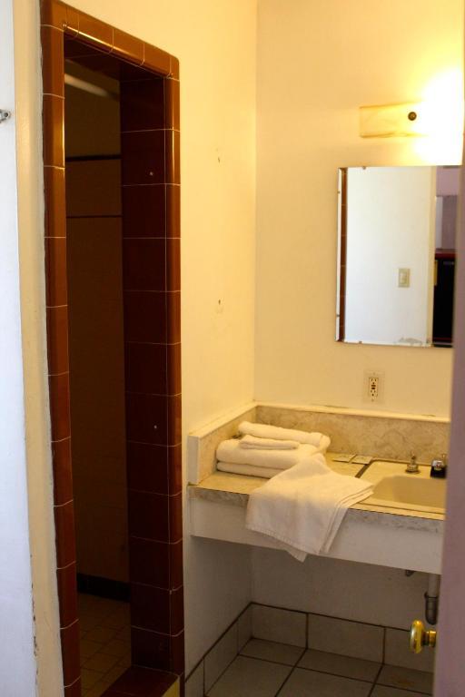 Homestead Motel San Luis Obispo Phòng bức ảnh
